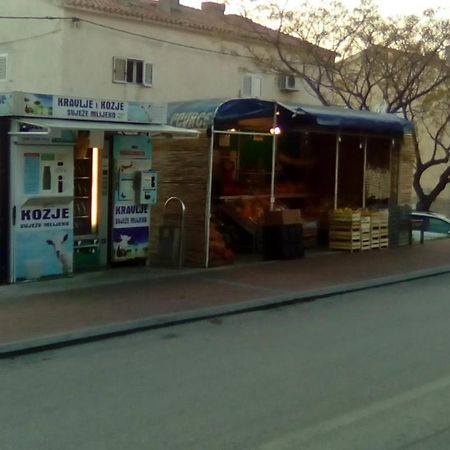 Apartman Anka Makarska Bagian luar foto